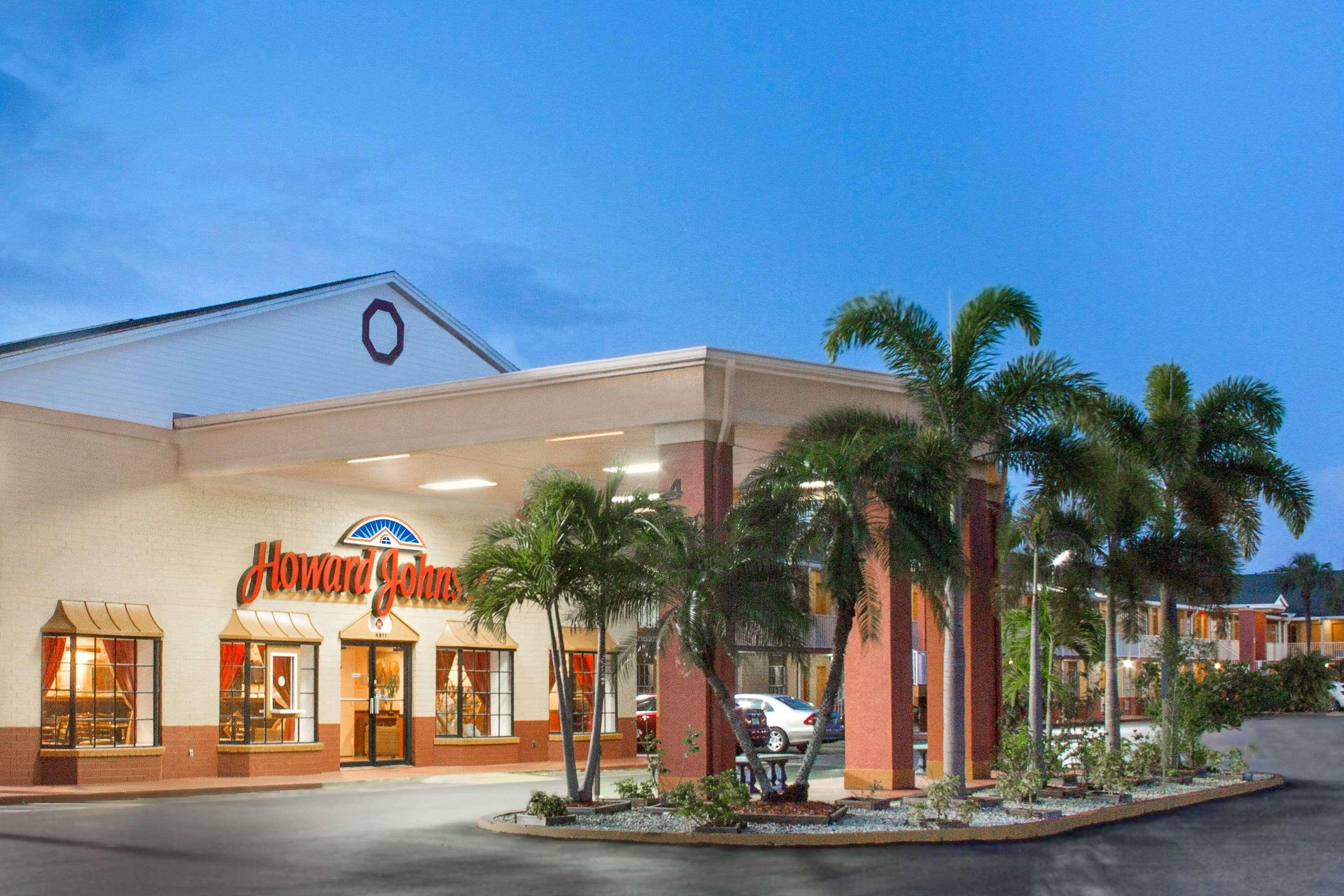 Howard Johnson By Wyndham Ft. Myers Fl Φορτ Μάγιερς Εξωτερικό φωτογραφία